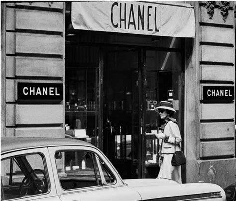 vintage Chanel boutique